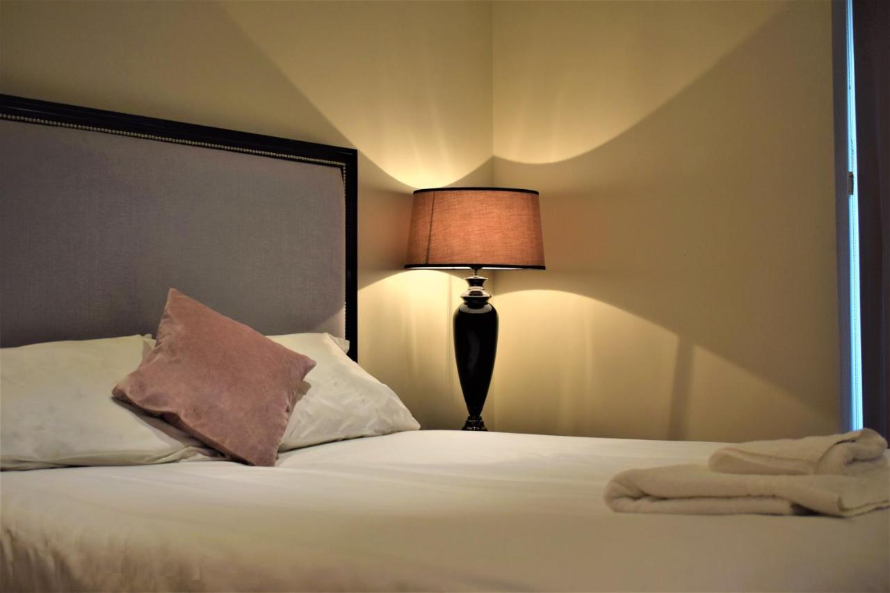 Lux Living Apartments - Alpha Apartments Кембридж Экстерьер фото